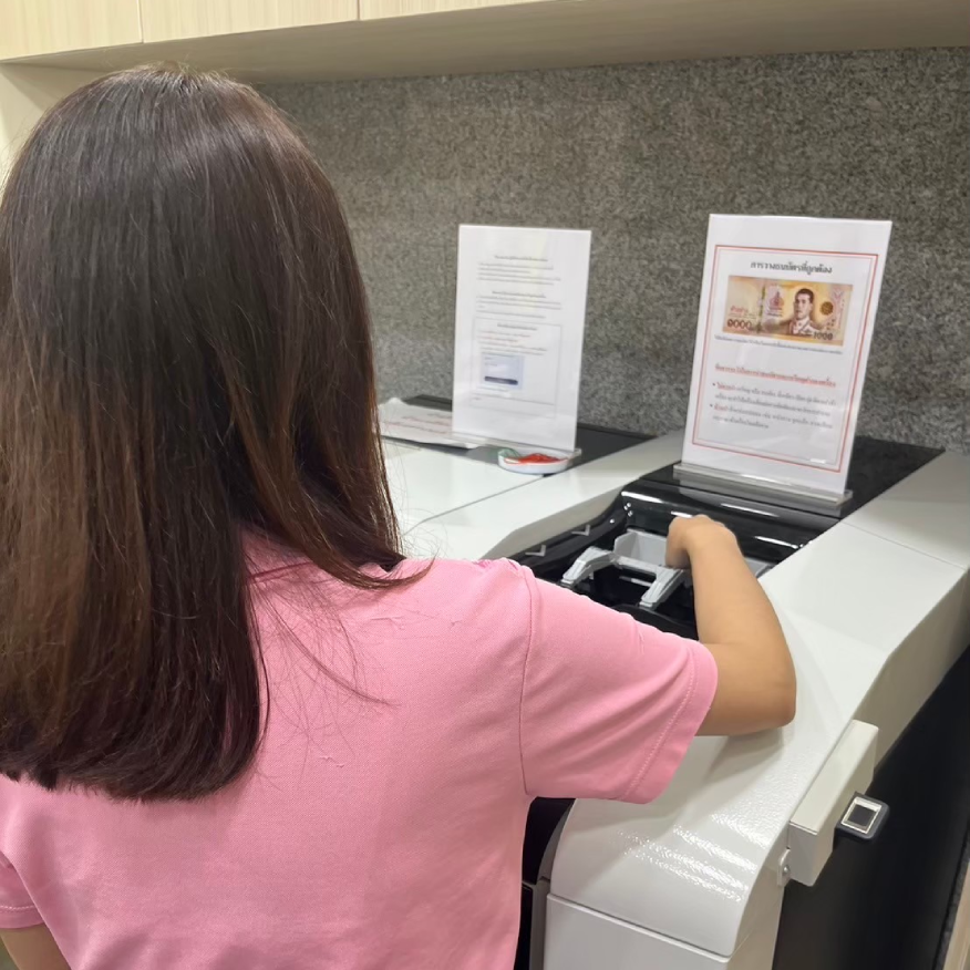 SafeRecycling RS8-Cash recycling machine
