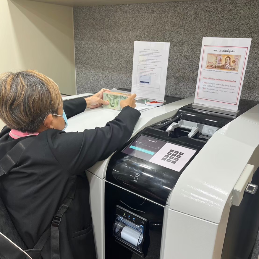 SafeRecycling RS8-Cash recycling machine
